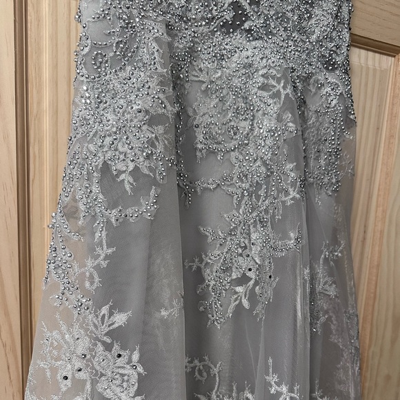 BRAND NEW- CatWalk Couture Gown (Lebanese designer) - Picture 4 of 7